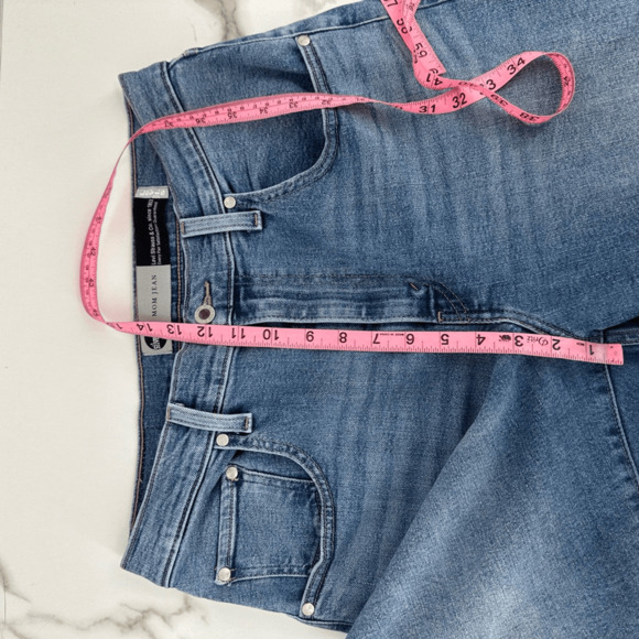 Levis Silver Tab Womens Mom Jeans Size 31 Blue High Rise Relaxed Minimalist - Picture 6 of 14